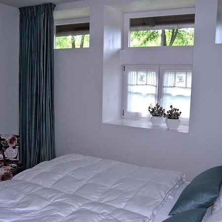 Apartment In Ruhiger Wohnlage Sie Sind In 3 Minuten Am Trebbower See Oder In 30 Minuten An Der Ostsee Klein Trebbow Exterior foto